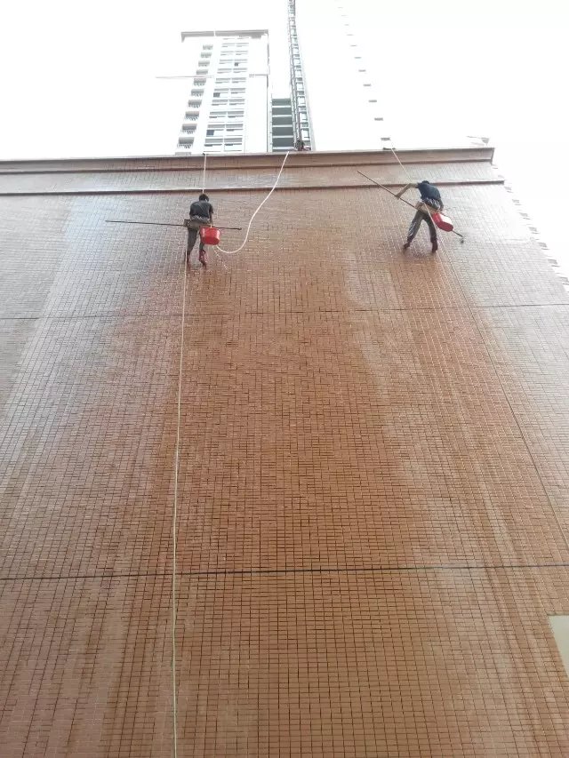 外墙清洗要注意哪些保洁清洗工作